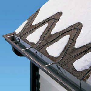 Roof-Heat-Cable-melts-ice-dams